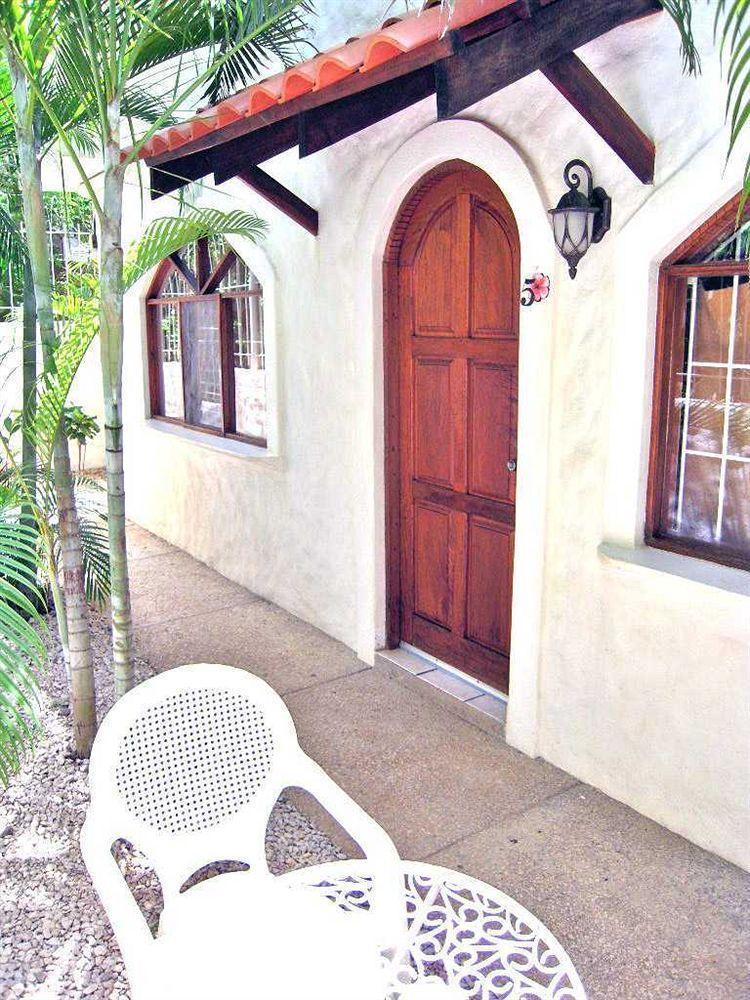 Hotel Flores (Adults Only) Tamarindo Luaran gambar